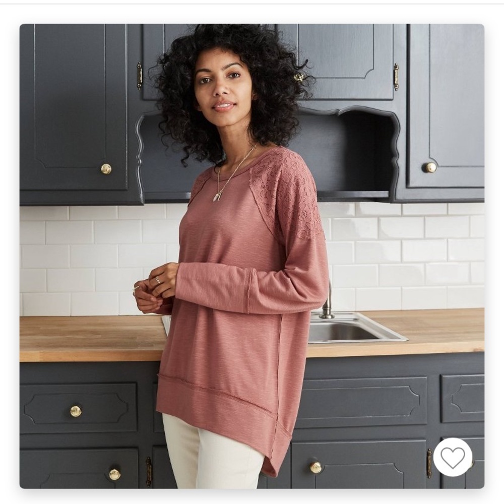 Long sleeve lacy‎ mauve pull over shirt, Knox Rose…